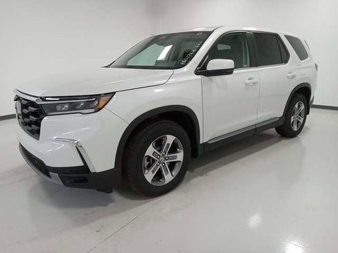 Used 2023 Honda Pilot EX-L image 3