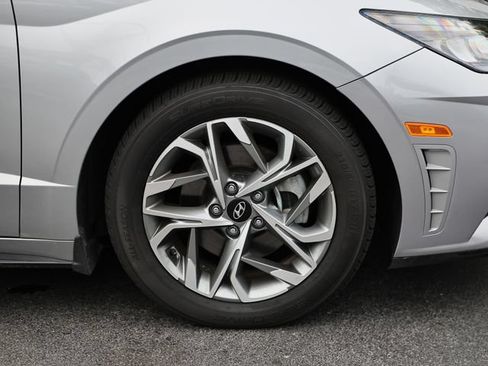 Used 2023 Hyundai Sonata SEL FWD image 5