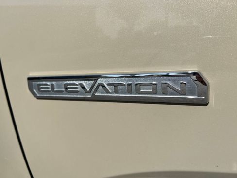 Certified 2022 GMC Canyon Elevation w/ Trailering Package image 11