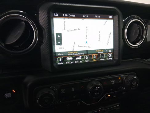 Used 2022 Jeep Wrangler Unlimited Rubicon w/ Xtreme Recon 35" Tire Package image 25