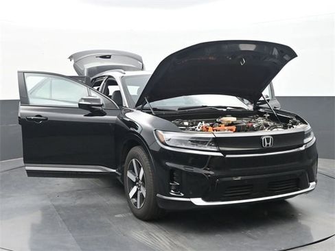 Used 2024 Honda Prologue Touring image 37