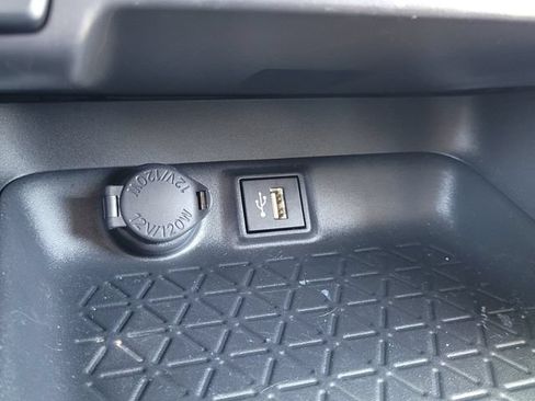 Used 2024 Toyota RAV4 LE AWD/4WD image 13