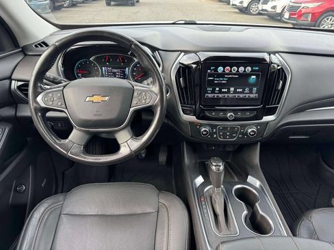 Used 2019 Chevrolet Traverse Premier w/ LPO, Blackout Package AWD/4WD image 20