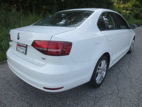 Used 2018 Volkswagen Jetta S w/ Cold Weather Package FWD image 4