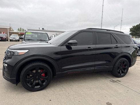 Used 2020 Ford Explorer ST w/ ST Street Pack AWD/4WD image 2