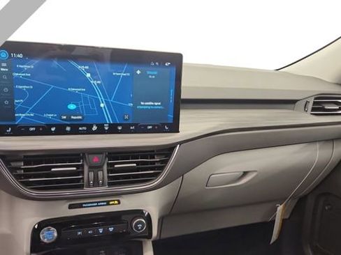 New 2026 Ford Escape SE w/ PHEV Premium Package FWD image 17