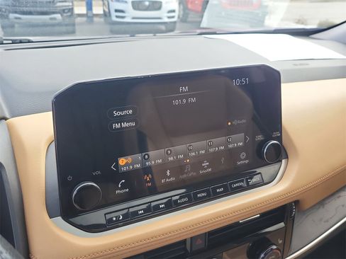 Used 2021 Nissan Rogue Platinum image 22