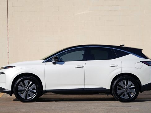 Used 2025 Nissan Murano SL AWD/4WD image 8