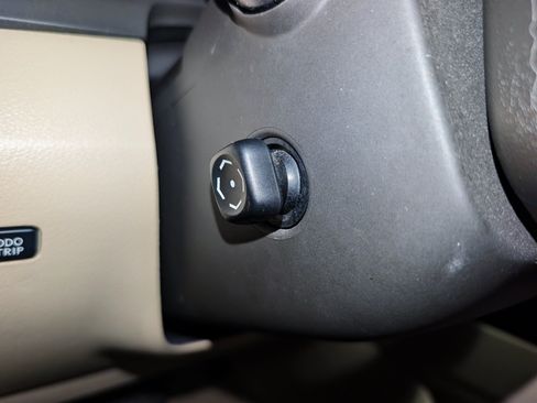 Used 2015 Lexus RX 450h AWD image 46