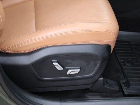 Used 2024 Hyundai Santa Fe Limited image 19