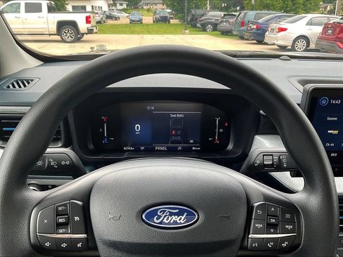 Used 2025 Ford Maverick XLT w/ Equipment Group 302A AWD/4WD image 14