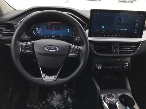 Used 2023 Ford Escape Platinum AWD/4WD image 7