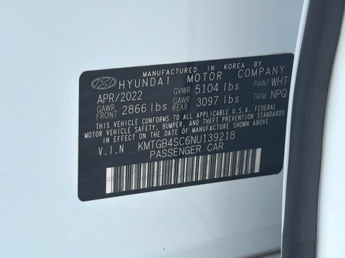 Used 2022 Genesis G80 2.5T w/ Advanced Package RWD image 36