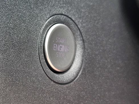 Used 2025 Volkswagen ID.4 Pro S RWD image 16