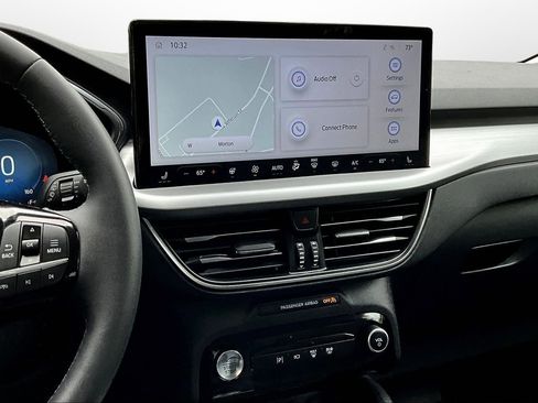 Used 2023 Ford Escape SE w/ PHEV Premium Package image 6