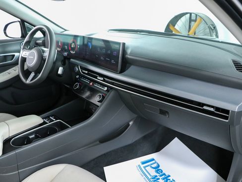Used 2025 Hyundai Sonata SEL FWD image 26