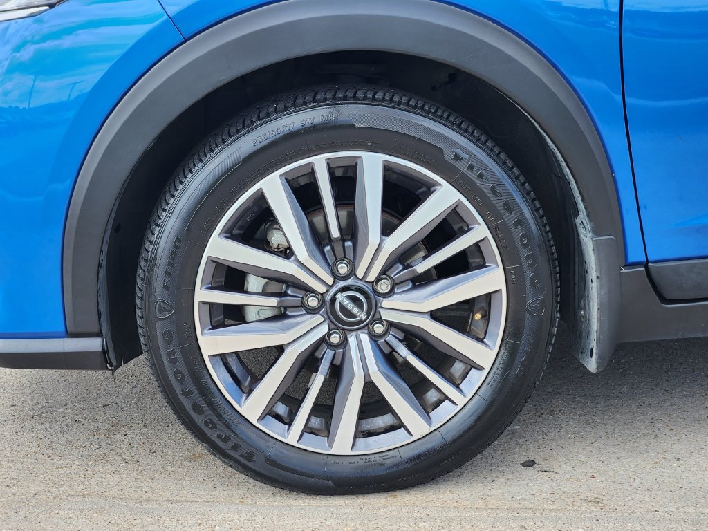 Used 2024 Nissan Kicks SV FWD image 17