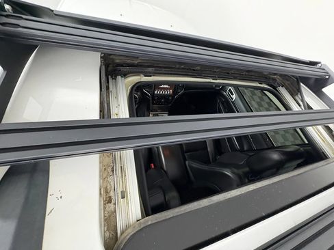 Used 2018 Jeep Grand Cherokee Limited w/ Trailer Tow Group IV AWD/4WD image 30