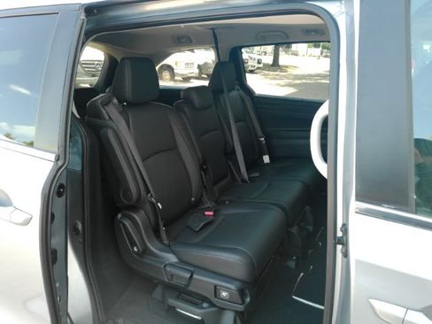 Used 2025 Honda Odyssey EX-L image 22