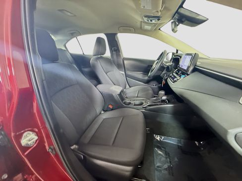 Used 2023 Toyota Corolla LE image 28