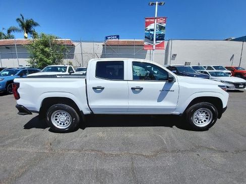 Used 2024 Chevrolet Colorado W/T RWD image 9