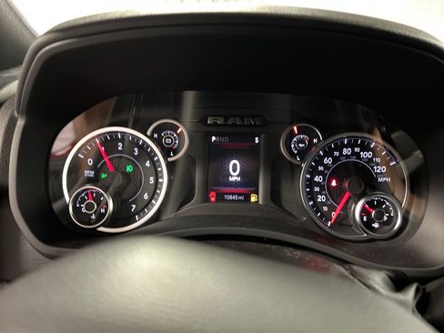 Used 2026 RAM 2500 Big Horn AWD/4WD image 16
