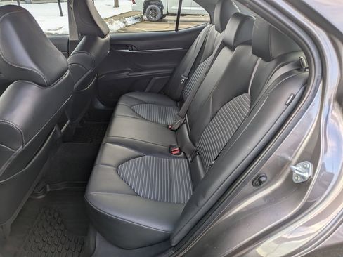 Used 2023 Toyota Camry SE image 18