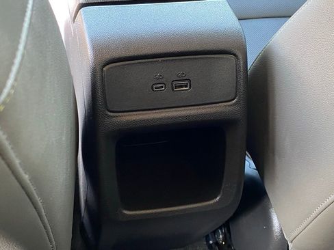 Used 2025 Chevrolet Trax ACTIV FWD image 26