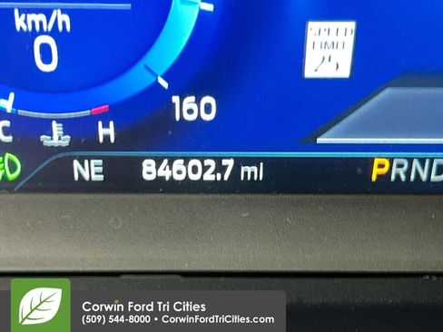 Used 2020 Ford Explorer Platinum image 2