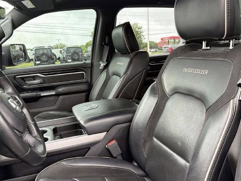 Used 2021 RAM 1500 Laramie w/ Sport Appearance Package AWD/4WD image 8