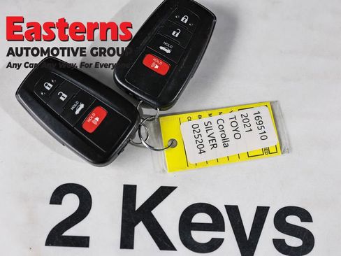 Used 2021 Toyota Corolla LE w/ Carpet Mat Package (TMS) image 25