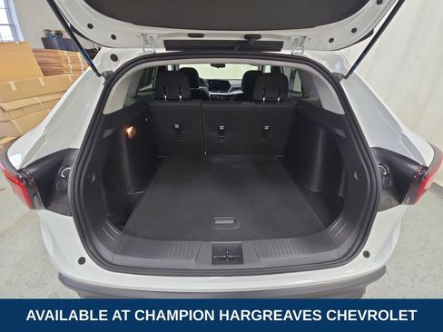 Used 2024 Chevrolet Trax LS w/ LS Convenience Package FWD image 34