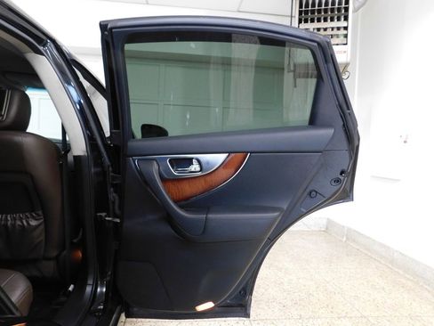 Used 2010 INFINITI FX35 AWD w/ Technology Pkg image 88
