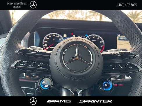 Used 2025 Mercedes-Benz G 63 AMG 4MATIC image 29