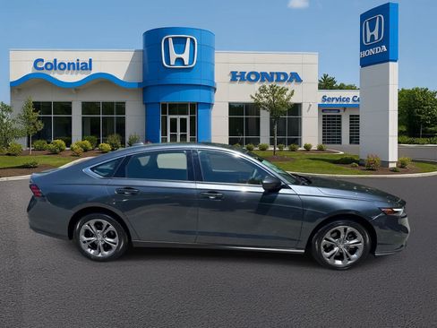 Used 2024 Honda Accord EX image 8
