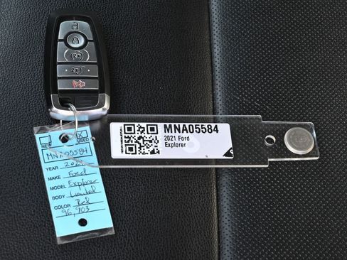 Used 2021 Ford Explorer Limited w/ Hybrid Equipment Group 310A AWD/4WD image 25
