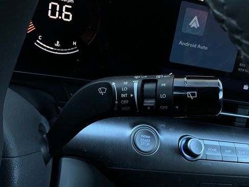 Used 2025 Hyundai Kona SEL image 38