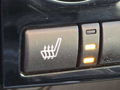 Used 2022 Subaru Ascent Premium w/ Convenience Package image 21