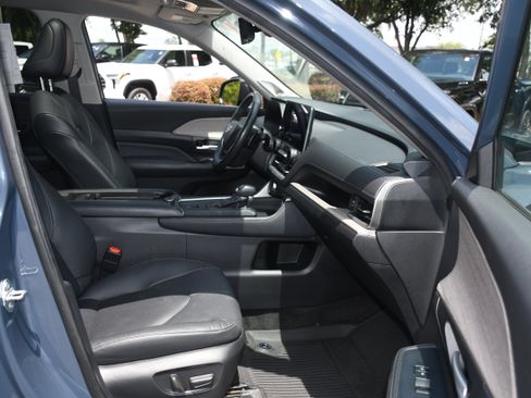 Certified 2024 Toyota Grand Highlander AWD image 23