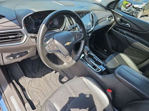 Used 2024 Chevrolet Equinox Premier AWD/4WD image 11