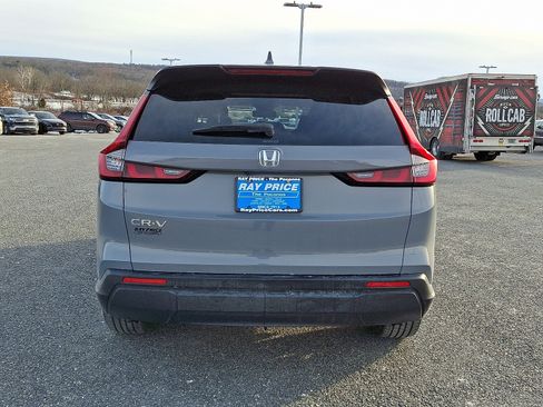 Certified 2023 Honda CR-V EX image 5
