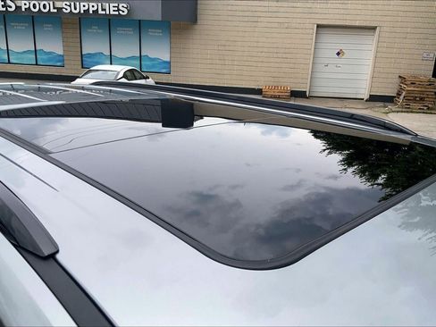Used 2023 Cadillac Escalade V AWD/4WD image 30