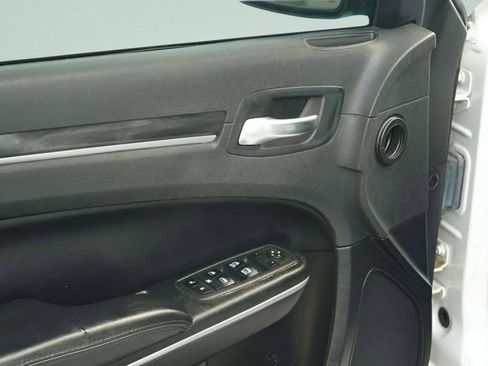 Used 2021 Chrysler 300 Touring L image 48