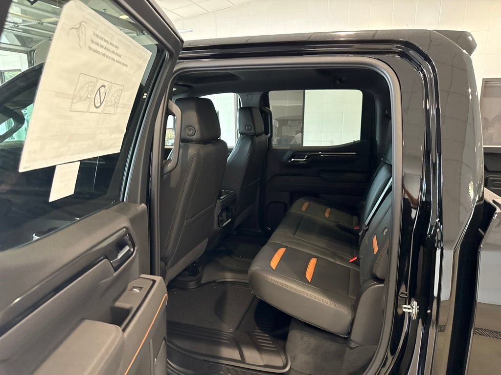 New 2026 GMC Sierra 1500 AT4 w/ AT4 Premium Package AWD/4WD image 18