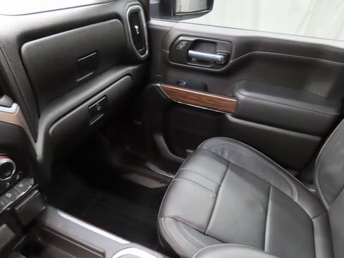 Used 2023 Chevrolet Silverado 3500 High Country w/ Z71 Off-Road Package image 31