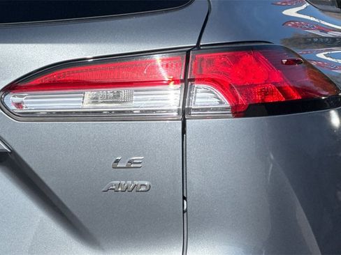 Certified 2022 Toyota Corolla Cross LE image 25