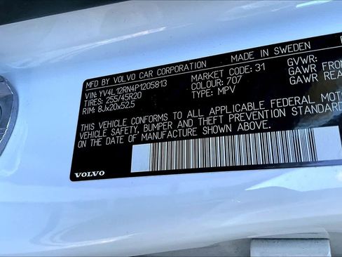 Used 2023 Volvo XC60 B5 Plus w/ Climate Package image 36