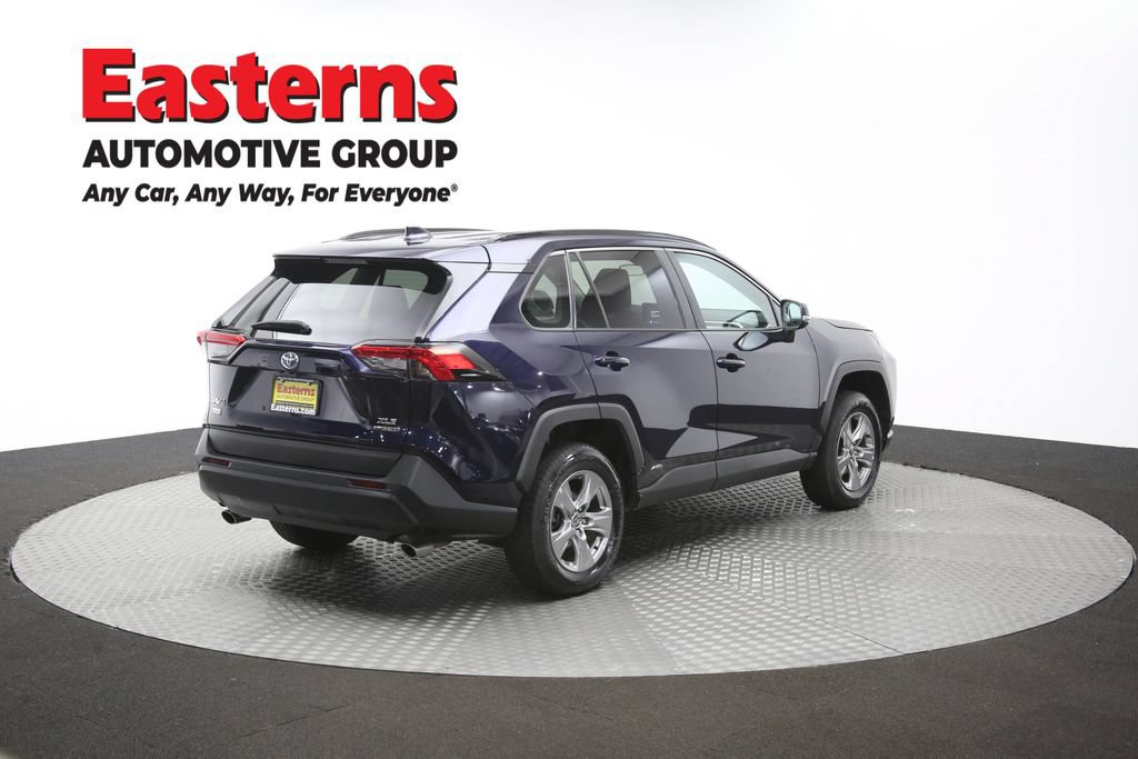 Used 2024 Toyota RAV4 XLE AWD/4WD image 40