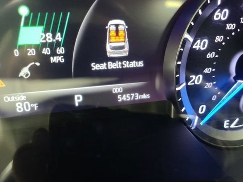 Used 2022 Toyota Highlander XLE AWD/4WD image 31