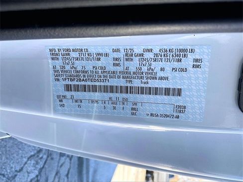 New 2026 Ford F250 XL w/ XL Chrome Package image 13